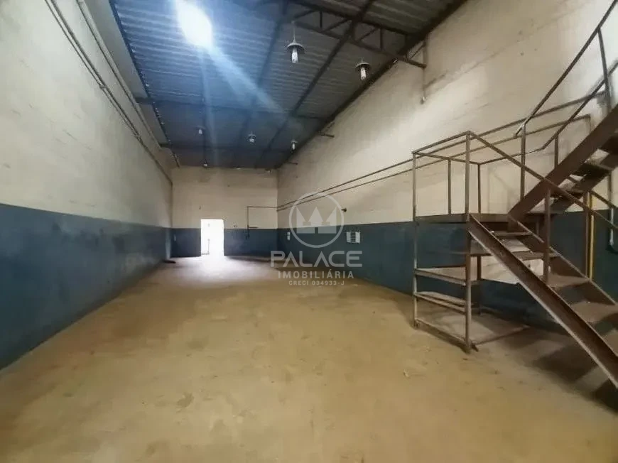 Barracão disponivel para venda e locação