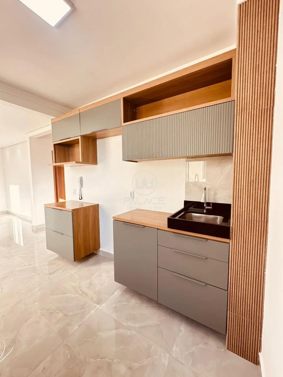 Apartamento com Elevador no Condomínio Piazza Florença, Campestre, Piracicaba.