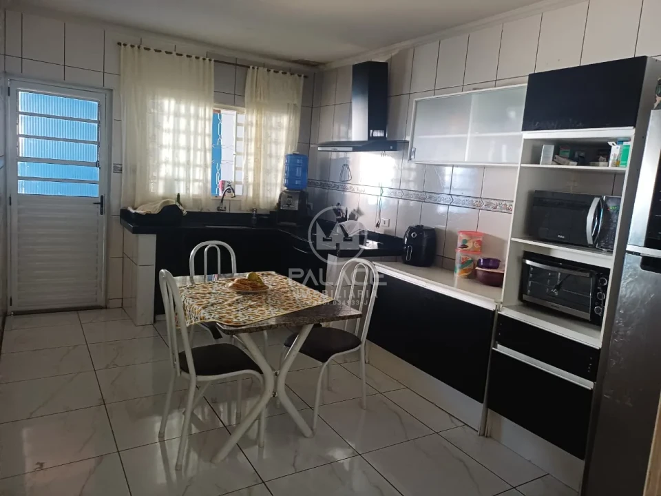 CASA A VENDA EM RIO DAS PEDRAS