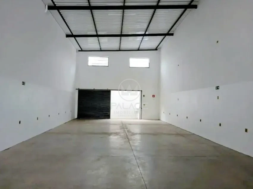 Barracão disponivel para locação