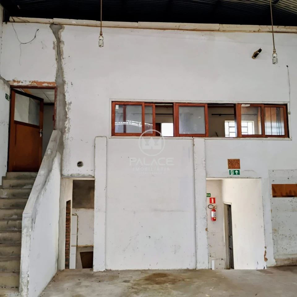 Barracão disponivel para locação