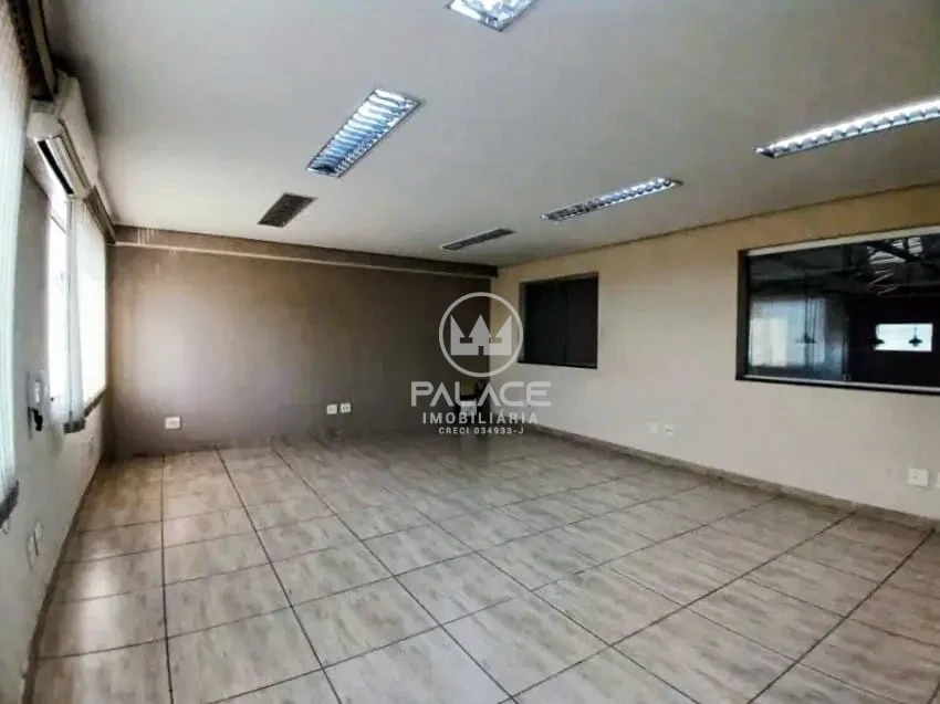 Barracão disponivel para locação