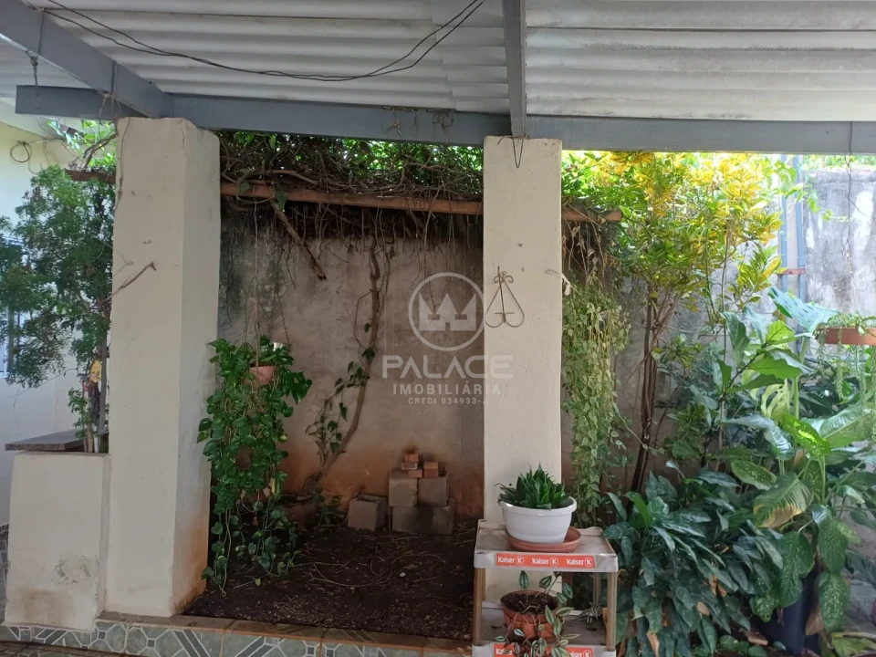 LINDA CASA A VENDA , NA RUA BARRA BONITA,  BAIRRO SANTA TEREZINHA