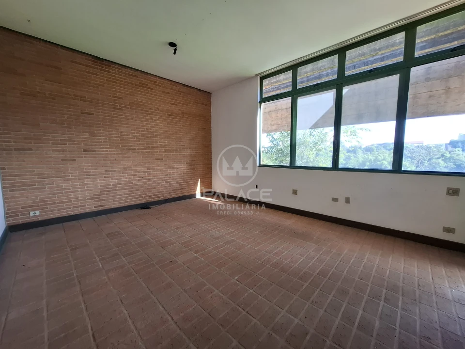 Linda Casa no Bairro São Dimas/Clube de Campo
