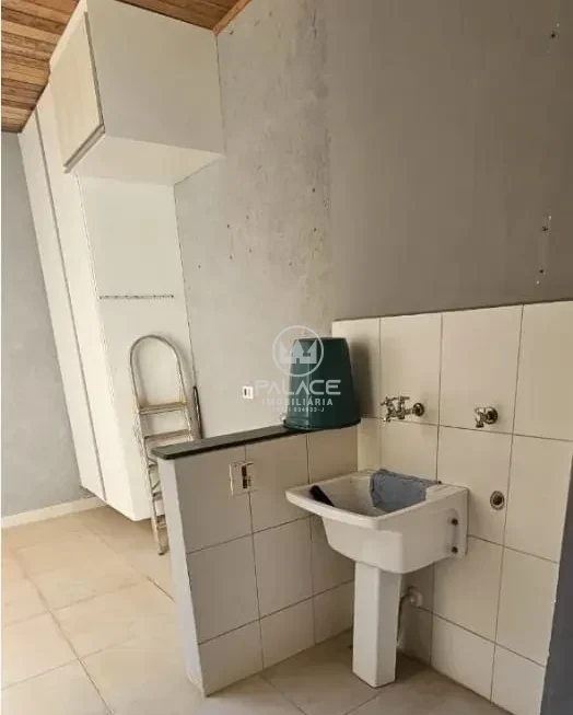 Sobrado com fino acabamento a venda no bairro Pompéia, Piracicaba, SP.