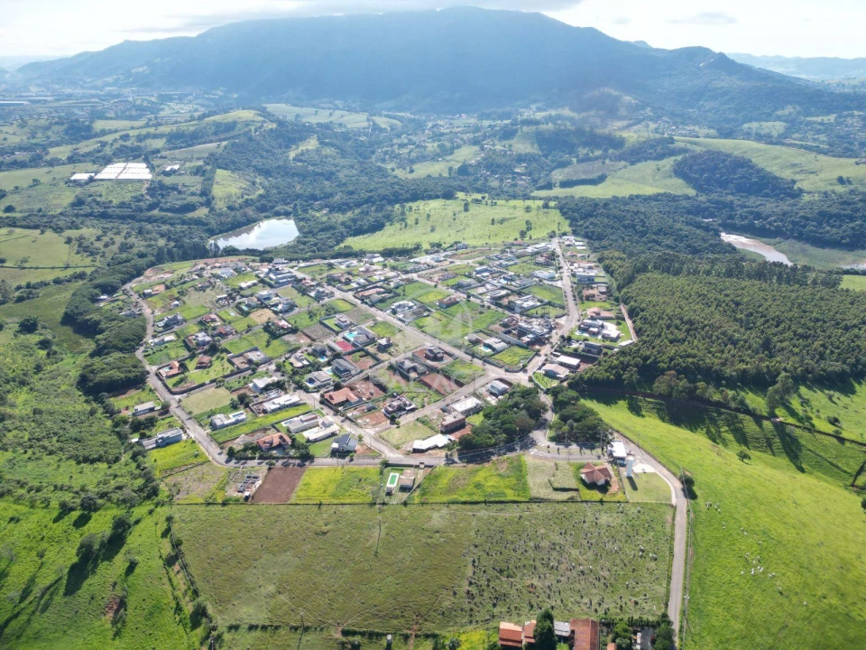 ÁREA À Venda Guaraiuva Vargem SP