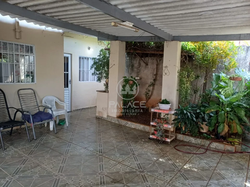 LINDA CASA A VENDA , NA RUA BARRA BONITA,  BAIRRO SANTA TEREZINHA