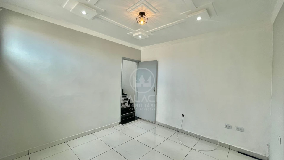 CASA / LOCACAO / 3 QUARTOS / SUITE / VILA SONIA / JARDIM SAO LUIZ