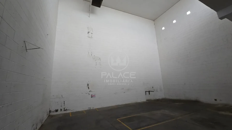 Barracão disponivel para locação