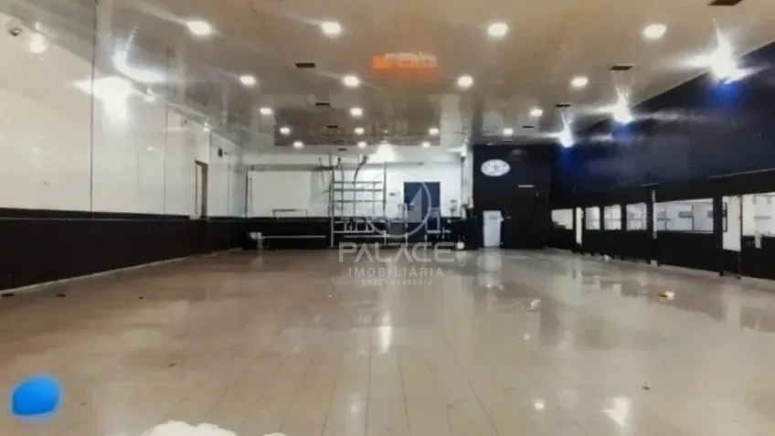 Barracão disponivel para locação/ Jardim Caxambu