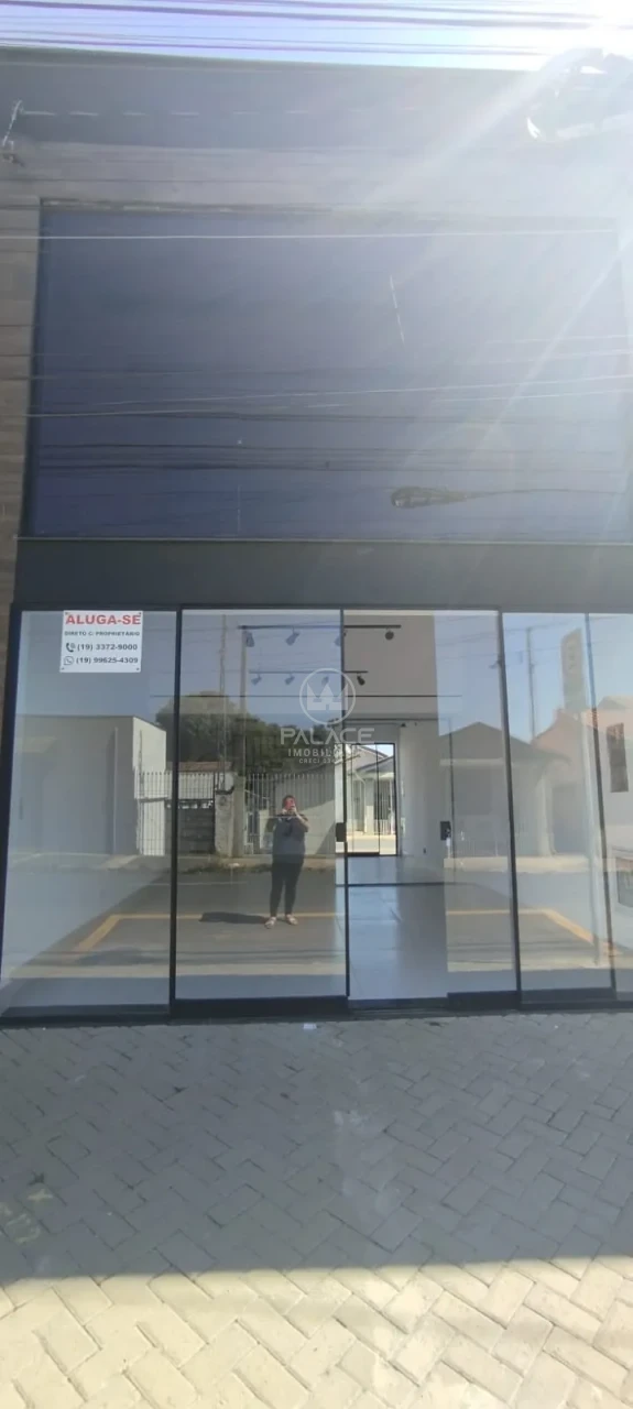 Prédio Inteiro, 50 m² - Foto 1