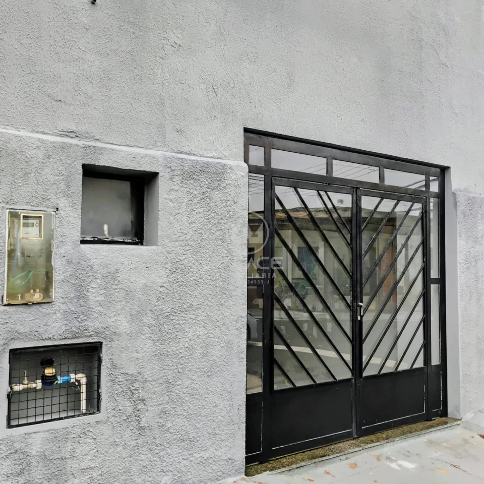 Salão disponivel para locação /Alto