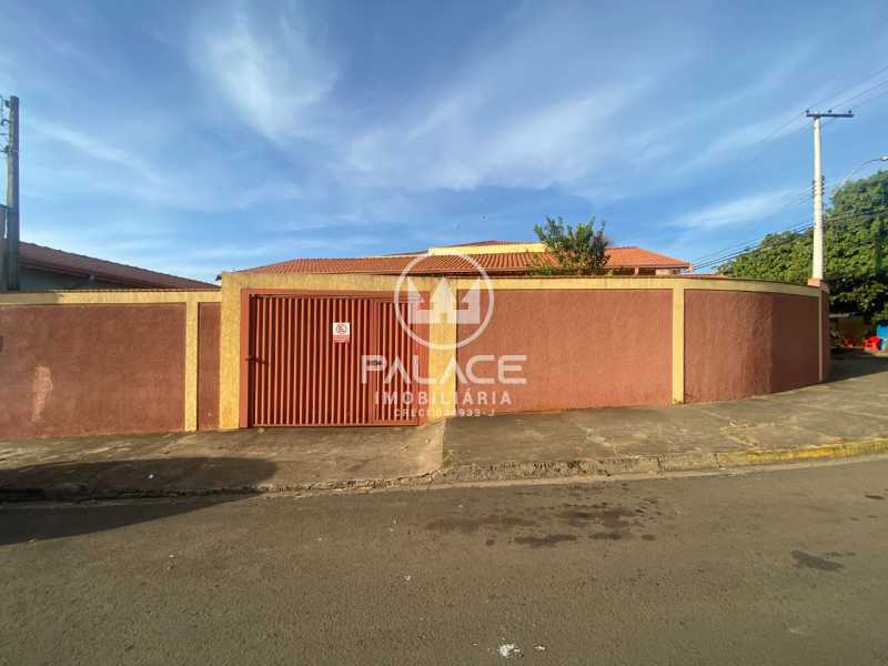 Imagens do imóveis casa com salao comercial no parque primeiro de maio