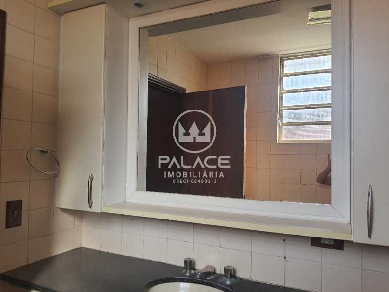 Imagens do imóveis Casa de rua -  / Residencial / Centro