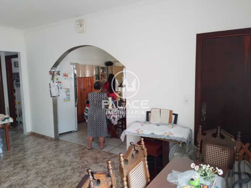 Imagens do imóveis Casa a venda no centro de Artêmis, Piracicaba, SP. 5 dormitórios, 6 vagas, 853m².