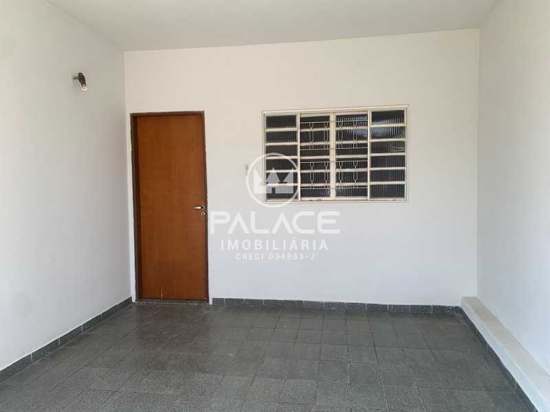 Casa de rua -  / Residencial / Piracicamirim
