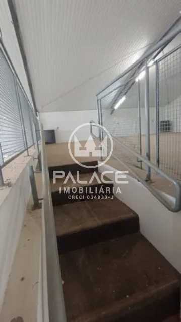 Imagens do imóveis Barracão -  / Comercial / Alemães