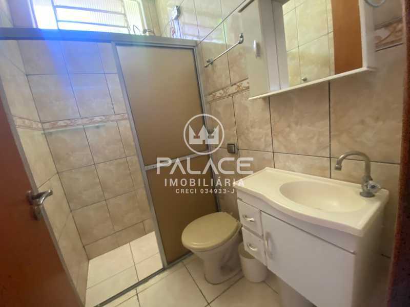 Casa de rua -  / Residencial / Vila Rezende