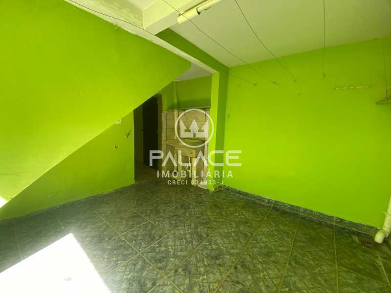 Casa de rua -  / Residencial / Vila Rezende