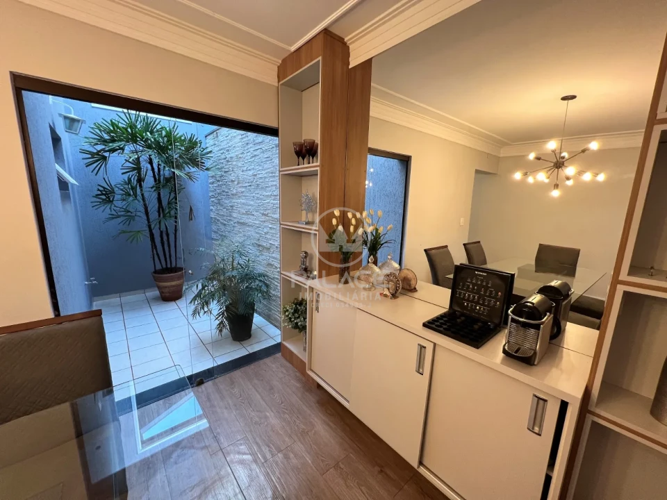 Sobrado fino acabamento a venda no bairro Jardim Brasília, Piracicaba, SP.