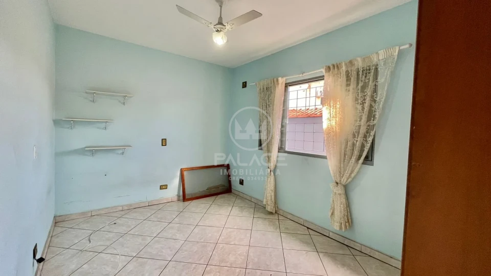 CASA / SOBRADO 2 QUARTOS, SENDO 1 SUITE , 126m² - JARDIM ALGODOAL