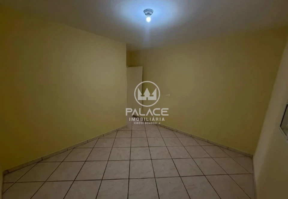 CASA PARA ALUGAR COM 3 QUARTOS CASTELINHO