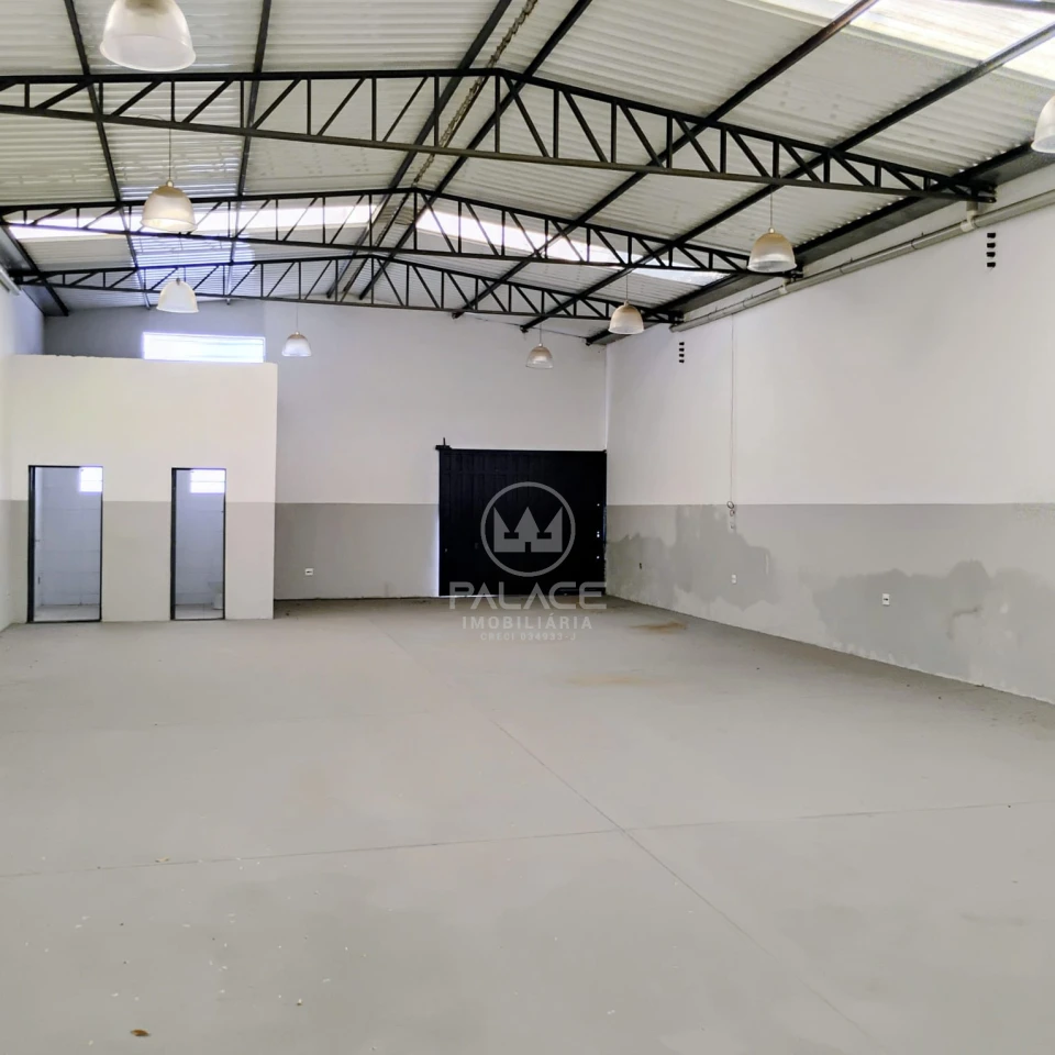 Barracão disponivel para locação