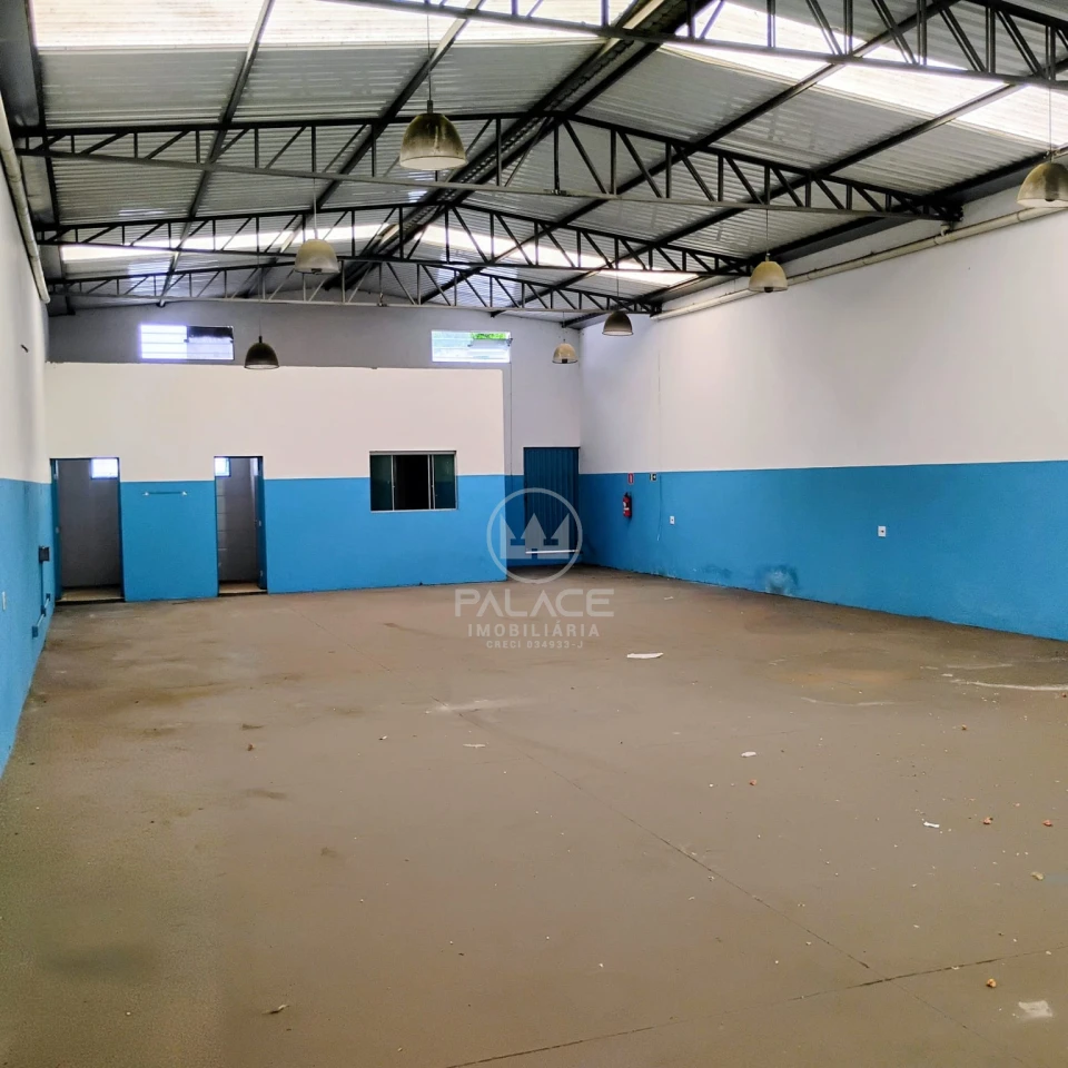 Barracão disponivel para locação