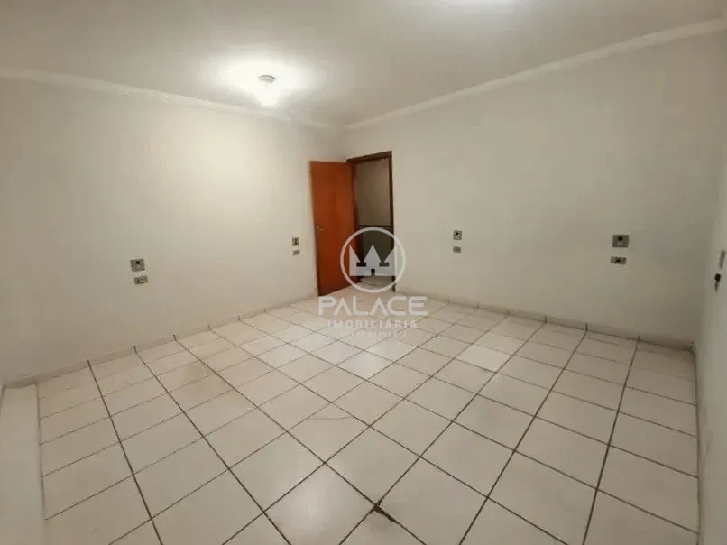 Barracão disponivel para locação