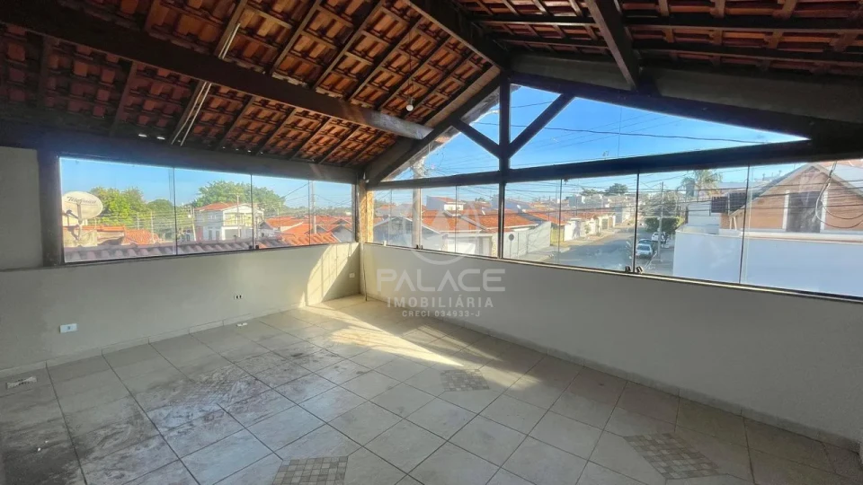 CASA COM 3 QUARTOS, SENDO 1 SUITE PARA LOCAÇÃO NO BAIRRO JARDIM CAXAMBU