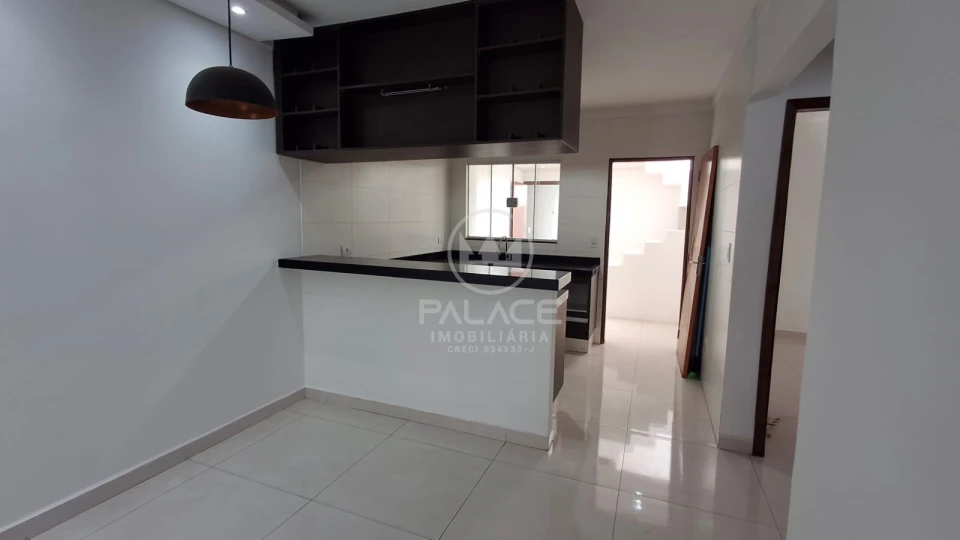 Casa com piscina à venda no bairro Balbo, Piracicaba