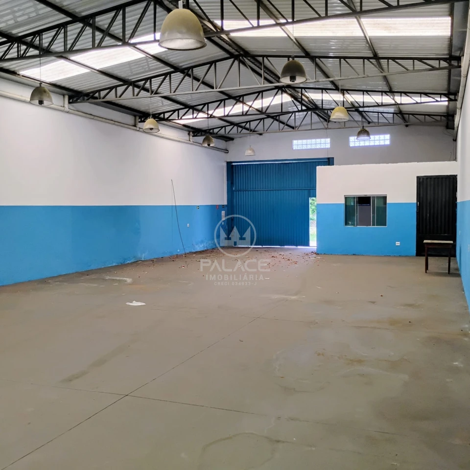 Barracão disponivel para locação