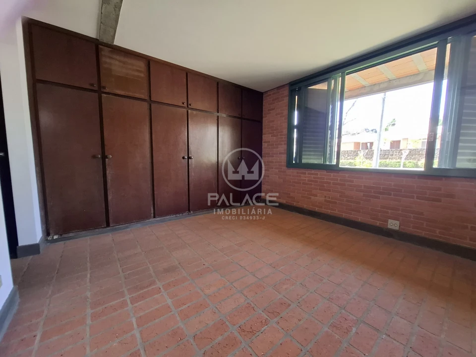 Linda Casa no Bairro São Dimas/Clube de Campo