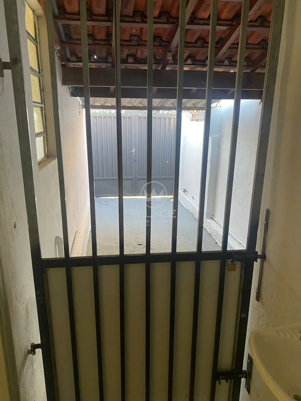 CASA PARA ALUGAR BAIRRO ALTO