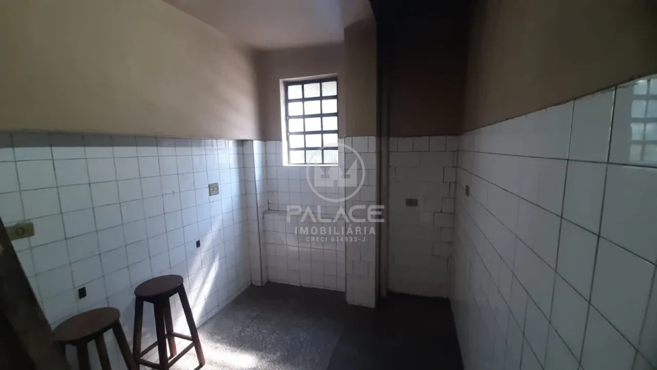 PONTO COMERCIAL / ALEMÃES