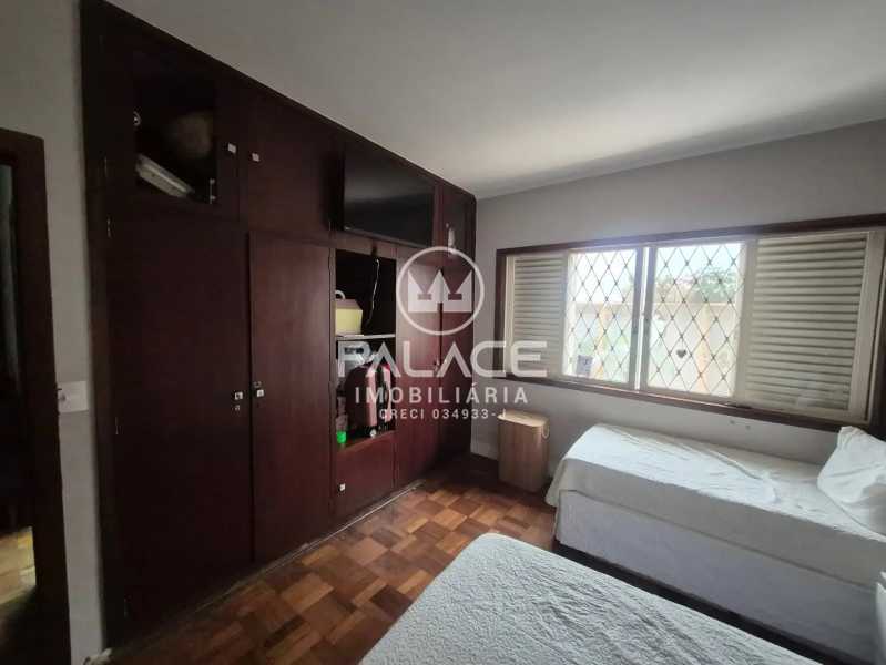 Casa de rua : Térrea / Residencial / Nova América