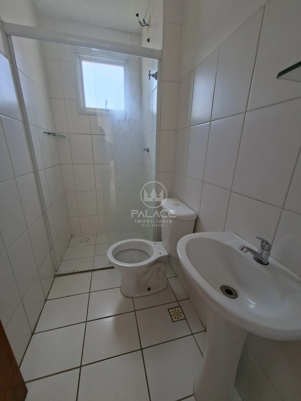 Apartamento para alugar no Condominio Recanto do Jupia.
