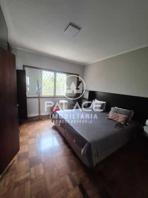 Casa de rua : Térrea / Residencial / Nova América