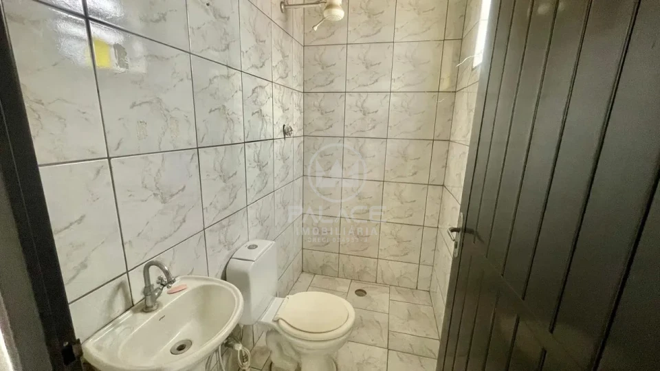 BARRACÃO COM PONTE ROLANTE PARA LOCAÇÃO NA PAULICEIA, PROX A AV 31 DE MARÇO