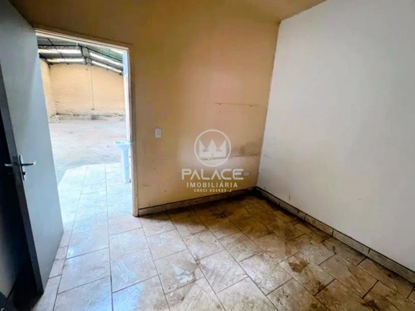 Barracão disponivel para locação