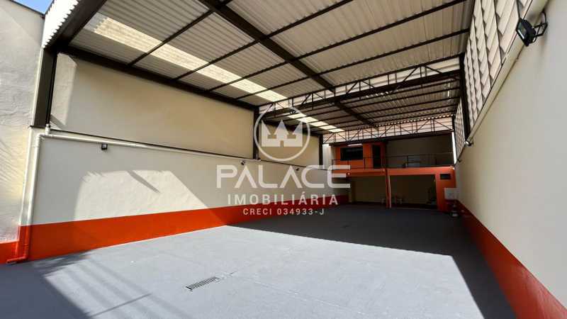 Imagens do imóveis Barracão -  / Comercial / Piracicamirim