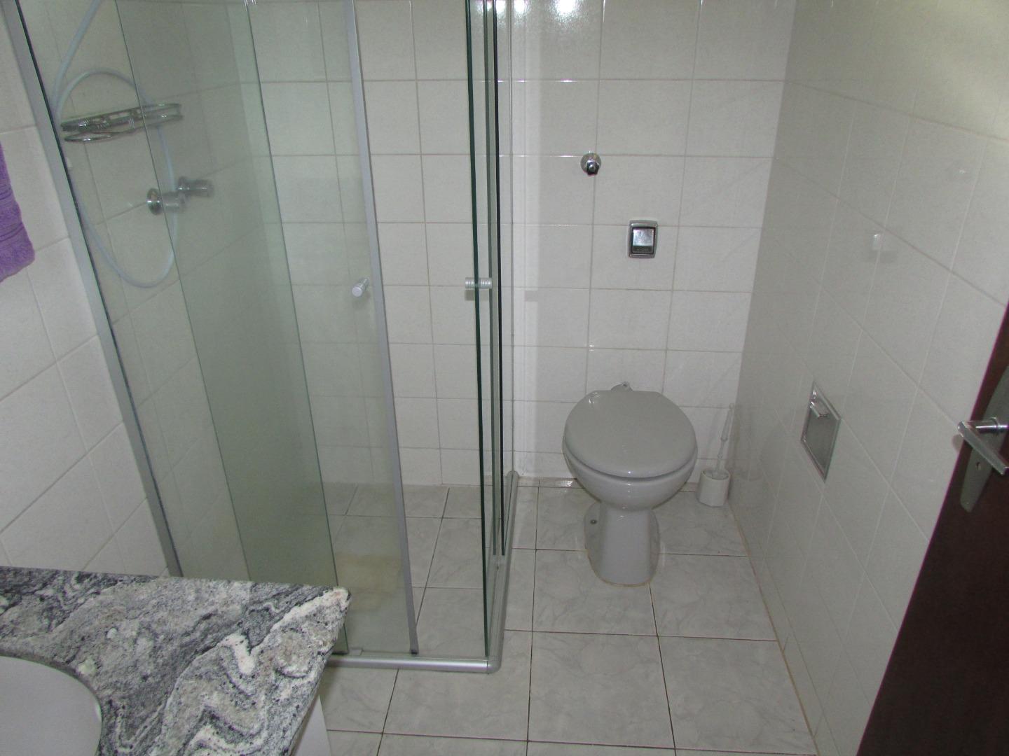 Casa com 3 dormitórios, 140 m² - venda por RS 600.000,00 ou aluguel por RS 2.000,00-mês - Centro - Piracicaba-SP