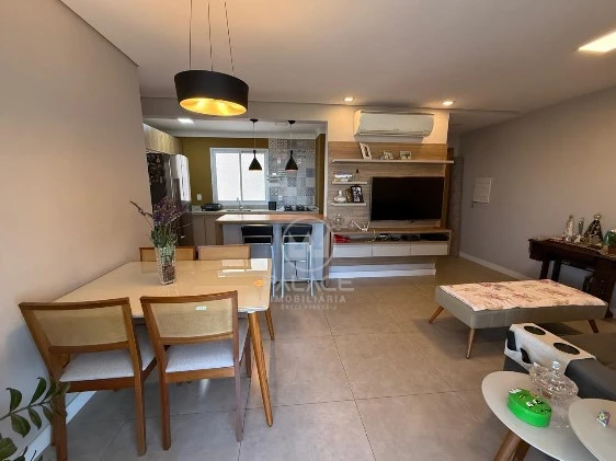 APARTAMENTO COM SACADA GOURMET