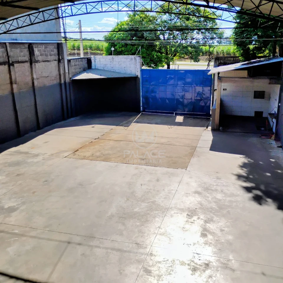 Barracão disponivel para locação