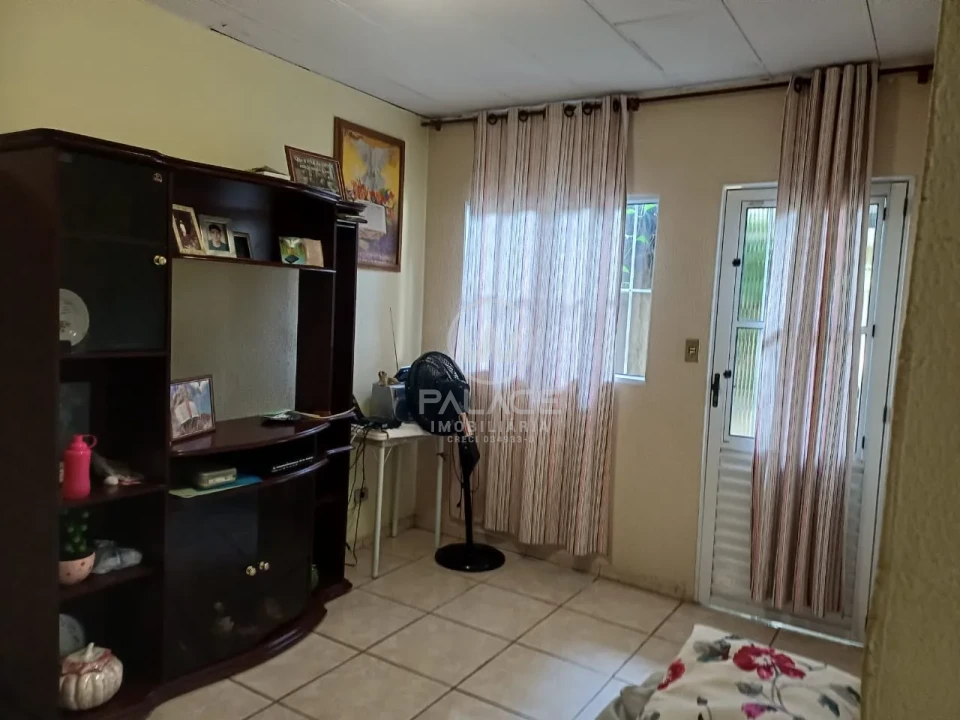LINDA CASA A VENDA , NA RUA BARRA BONITA,  BAIRRO SANTA TEREZINHA