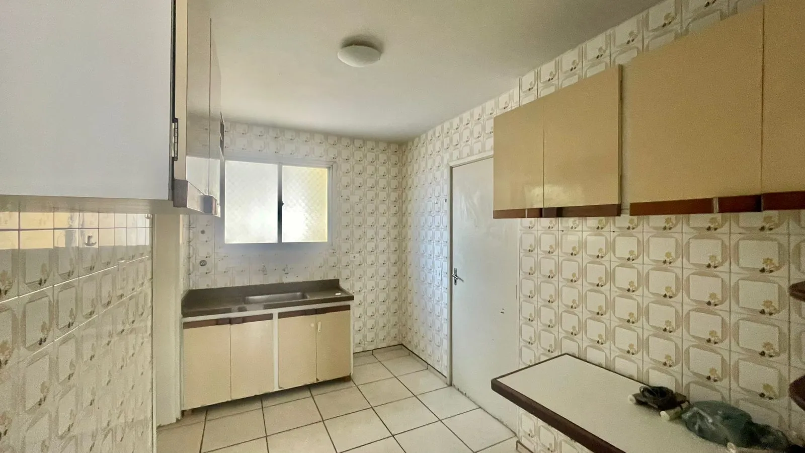 APARTAMENTO PRA LOCACAO ED VERMONT - BAIRRO ALTO