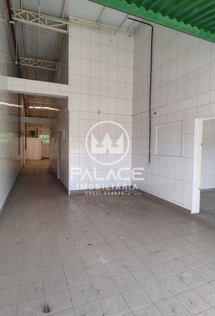 Imagens do imóveis Excelente barracão em Santa Teresinha!