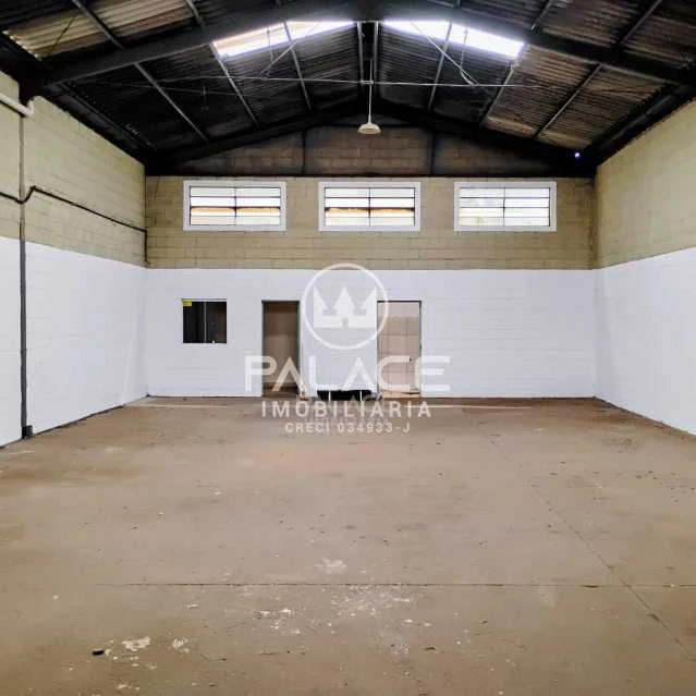 Barracão :  / Comercial / Santa Terezinha