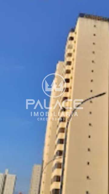 Apartamento :  / Residencial / Alto