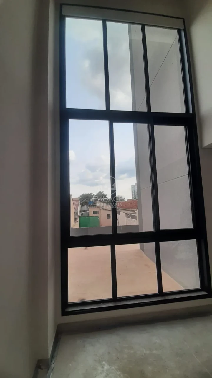 STUDIO / FLET / ED JACARANDA